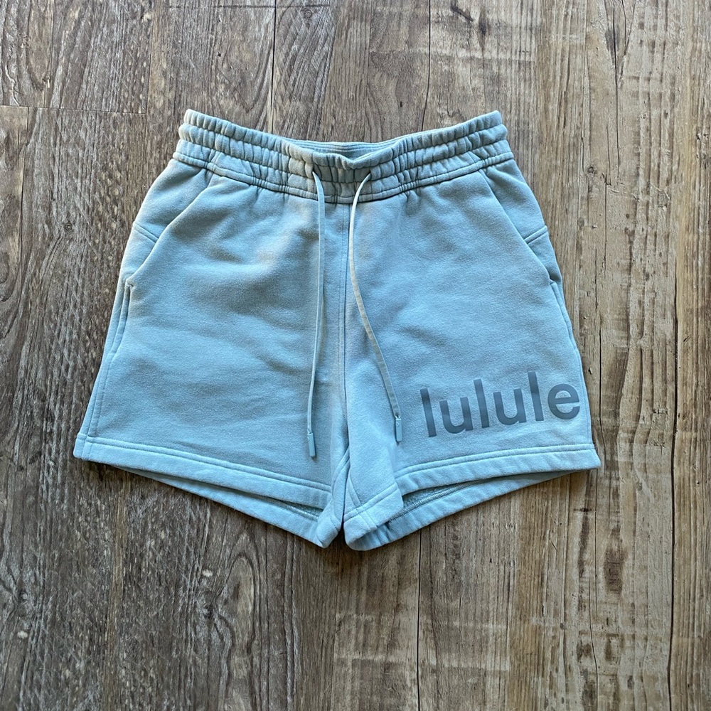 Lululemon Loungeful High Rise Shorts 4”